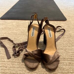 Steve Madden Brown Heels with Ankle Strap and Open Toe